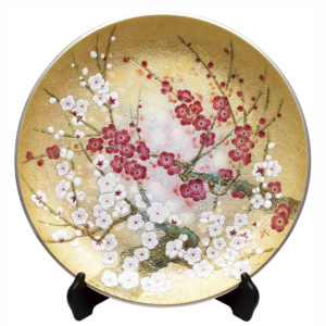 日本の美を焼き込む七宝焼き：伝統工芸の輝き